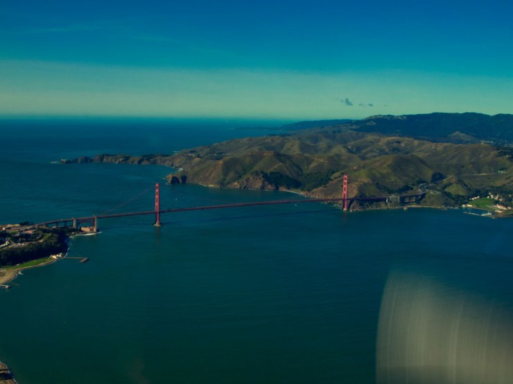 I'm so glad they still us fly over the Golden Gate Bridge.  What a thrill.